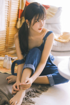 chinese校草腹肌帅气飞机